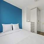 High-end One-bedroom With Rooftop Views 13 * Paris