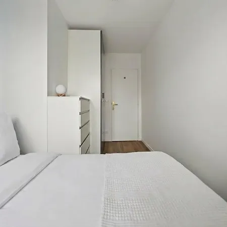 High-end One-bedroom With Rooftop Views 13 巴黎